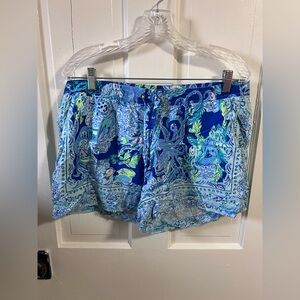 Lilly Pulitzer size Large Katia shorts in Sea Sirens